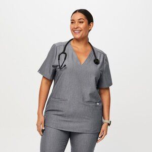 FIGS Technical Collection Casma Three-Pocket Scrub Top in Graphite